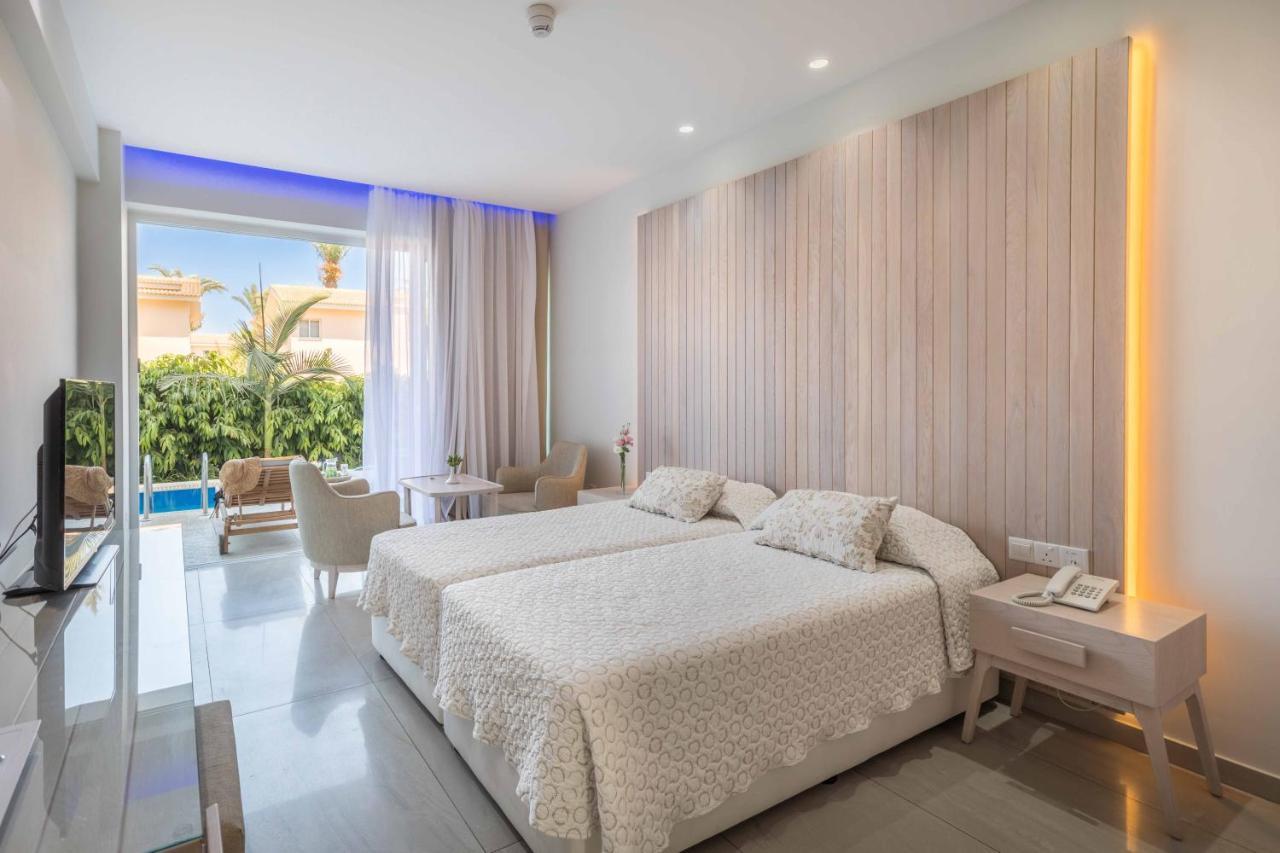 Tasia Maris Beach Hotel - Adults Only Ayía Nápa Extérieur photo