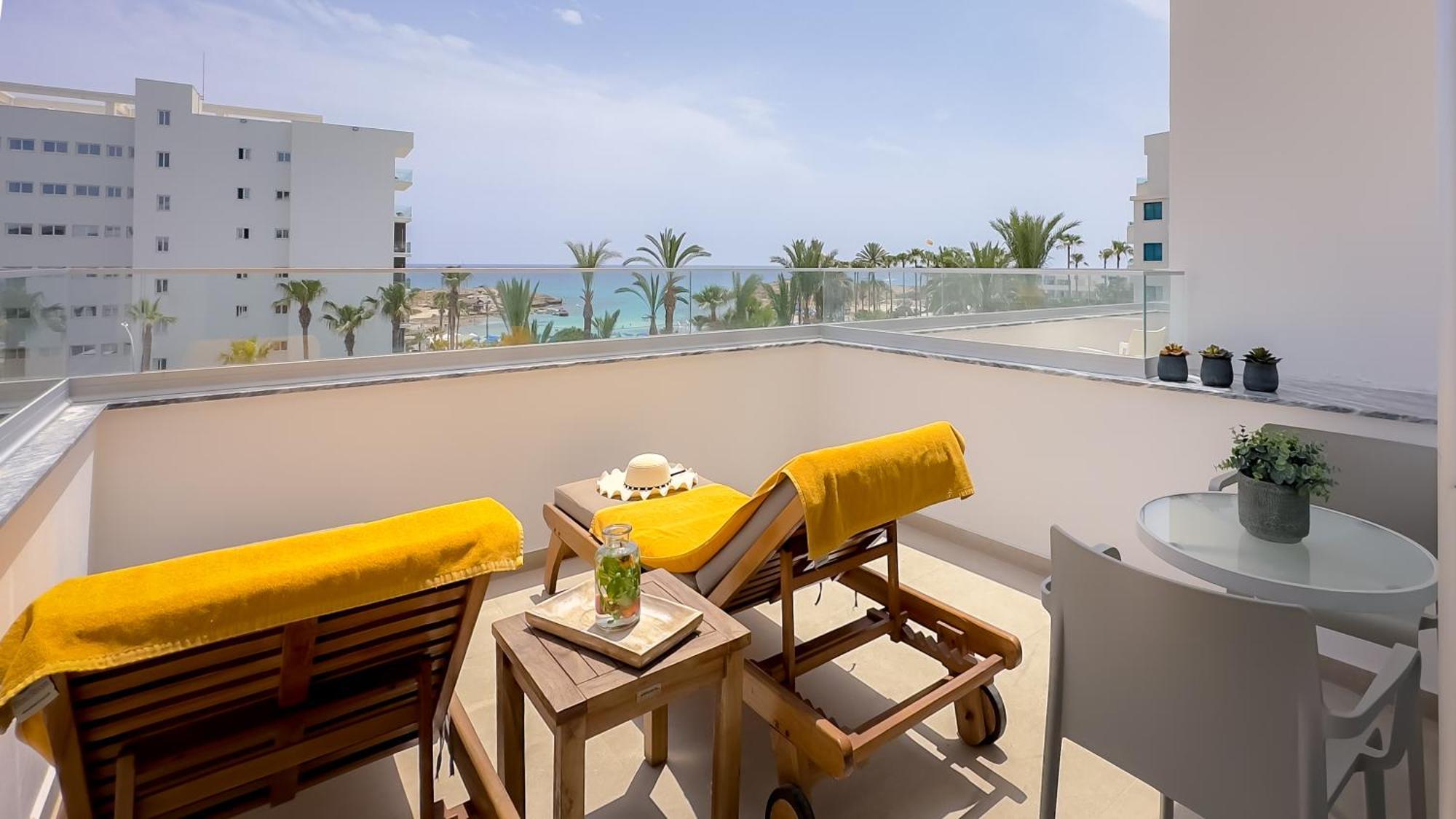 Tasia Maris Beach Hotel - Adults Only Ayía Nápa Extérieur photo